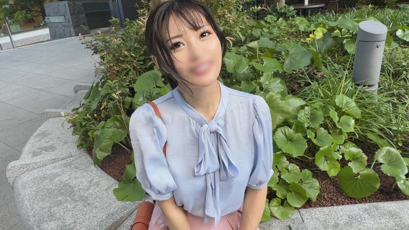 20多岁时以偶像身分度过的30岁左右人妻！抛弃婚后平稳的日子,为了追求刺激与大鸡巴男人进行不伦内射性爱！！