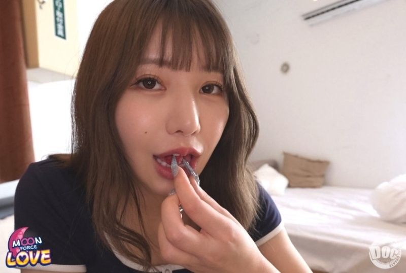 個性派情侶自拍性愛 里緒