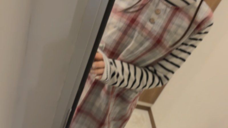 【個撮】某麻雀プロのいもう.と。Aneとちがって借金まみれ？返済できずに自宅に押し掛け。