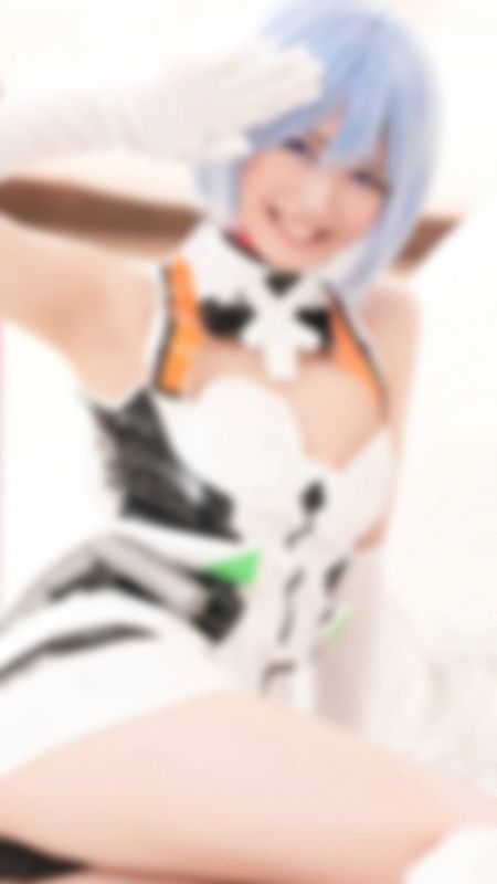 『本物コスプレイヤー/個撮』新世紀エヴァンゲリオンの綾波レイが心のむこうに初搭乗❣原作シンクロ率100％の美麗ボディ♡四つん這いバックで美乳を揺らしながらイキ果てるインパクト級のハメ撮り映像♡