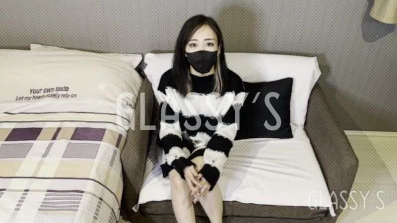 #15 和18歲巨乳**無套自拍│GLASSY