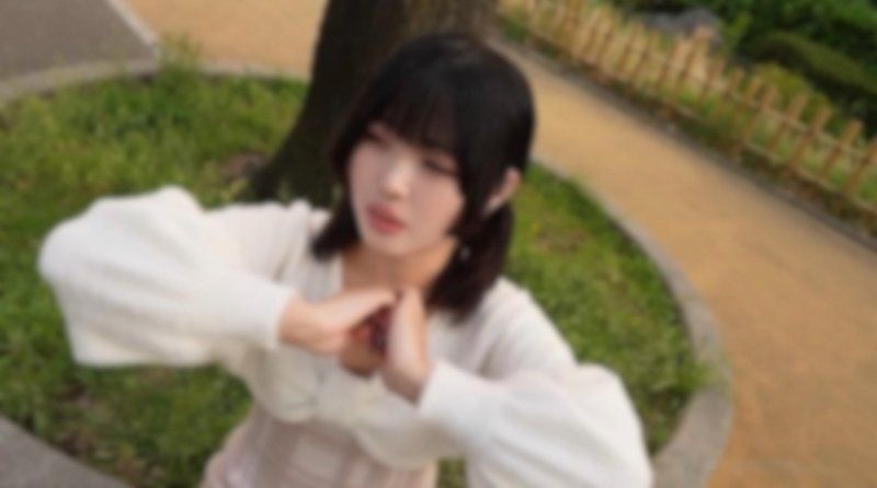 【初拍】【2次射精】像陽光般溫暖的19歲少女。厚實且性感的嘴唇讓人無法保持理智，進行口內射精。陰道濕潤得讓肉棒沉溺其中，無比淫蕩。準備好懷孕的認真中出。